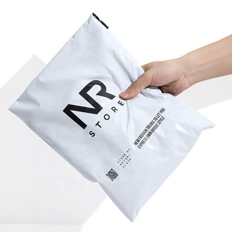 polymailer-1.jpg Pouch Get Pack Indonesia